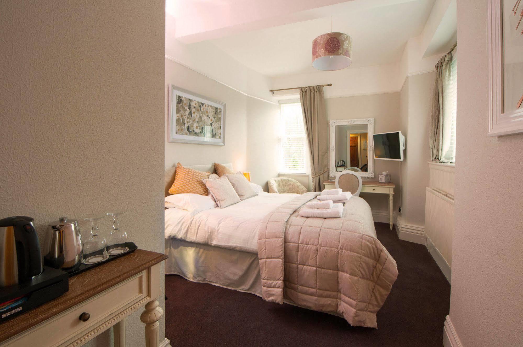 Chestnuts Guest House (Adults Only) Windermere Eksteriør billede